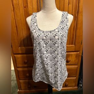 H&M Black and White square geometric print- Light weight airy blouse size 10